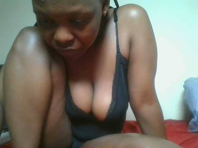 nudevelvet live cam on BongaCams