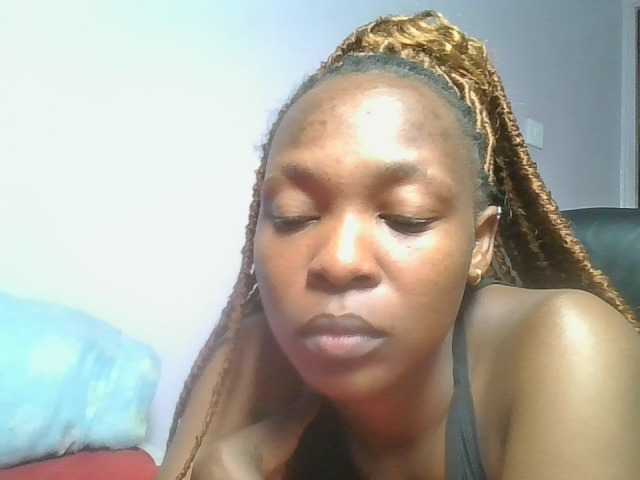 nudevelvet live cam on BongaCams