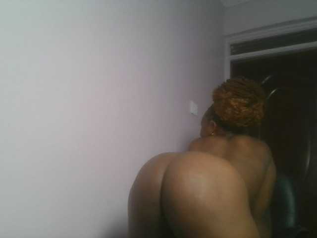 nudevelvet live cam on BongaCams