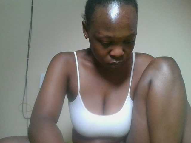 nudevelvet live cam on BongaCams
