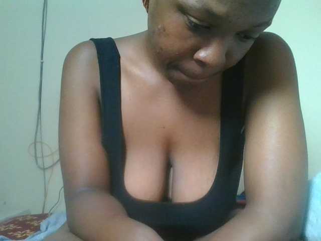 nudevelvet live cam on BongaCams