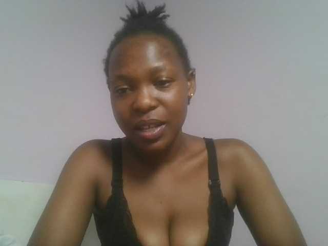nudevelvet live cam on BongaCams