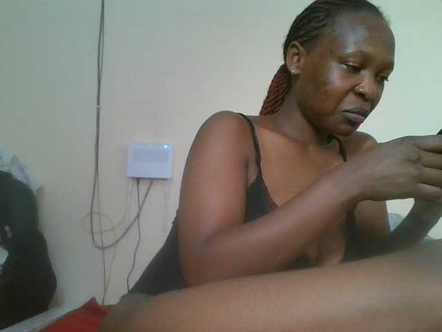 nudevelvet live cam on BongaCams