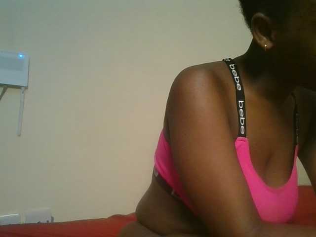 nudevelvet live cam on BongaCams