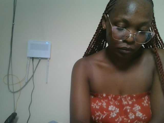 nudevelvet live cam on BongaCams