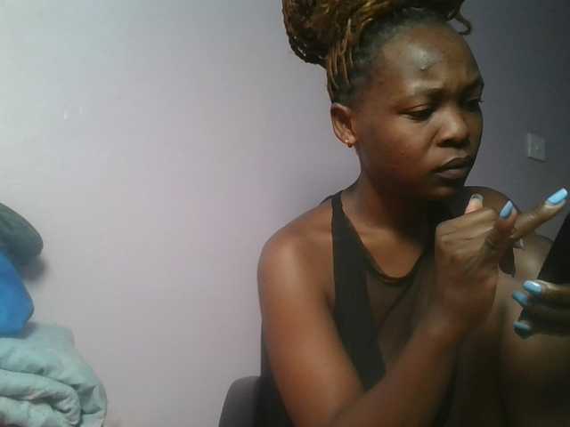 nudevelvet live cam on BongaCams