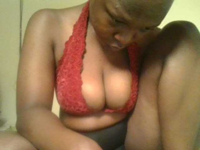 nudevelvet live cam on BongaCams