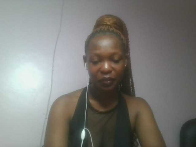 nudevelvet live cam on BongaCams