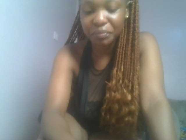 nudevelvet live cam on BongaCams