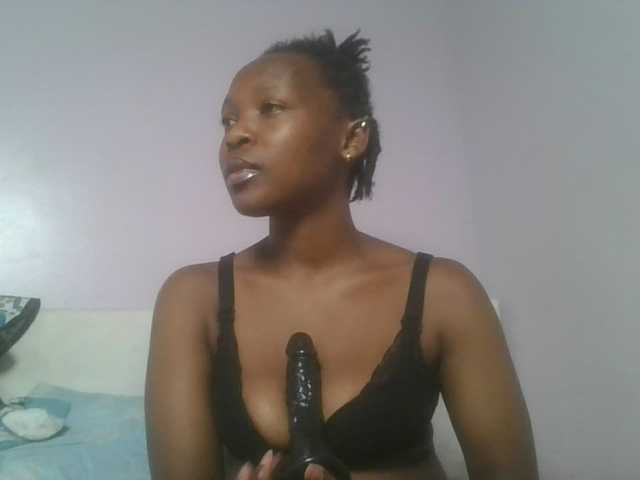 nudevelvet live cam on BongaCams