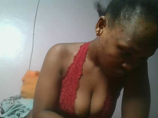 nudevelvet live cam on BongaCams