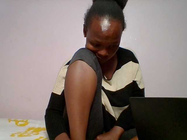 nudevelvet live cam on BongaCams