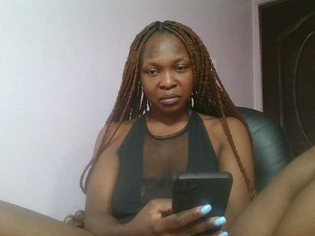nudevelvet live webcam show
