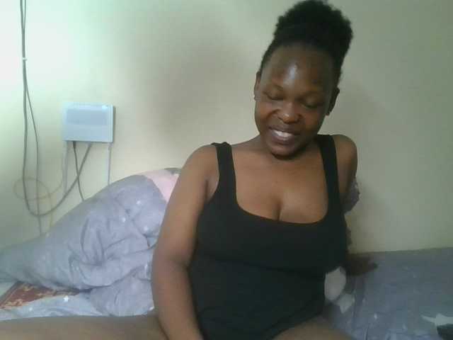 nudevelvet live cam on BongaCams