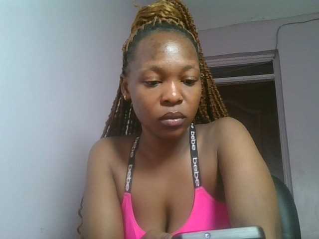 nudevelvet live cam on BongaCams