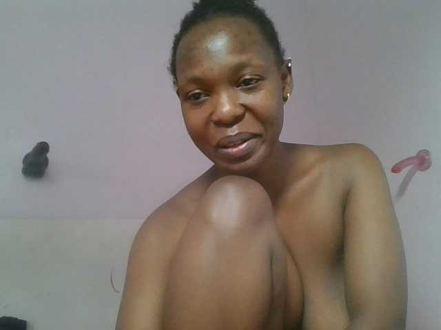 nudevelvet cam belle