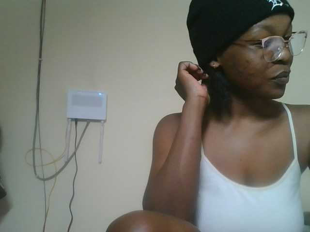 nudevelvet live cam on BongaCams