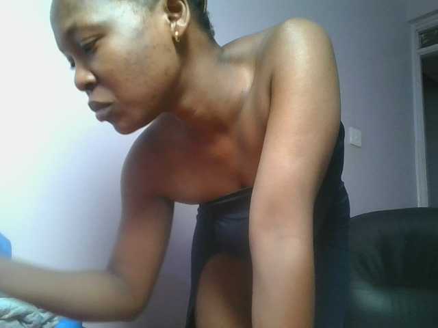 nudevelvet live webcam show