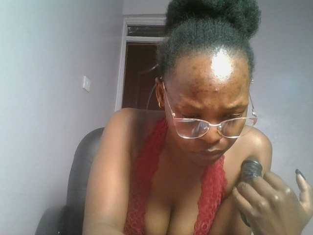 nudevelvet live cam on BongaCams