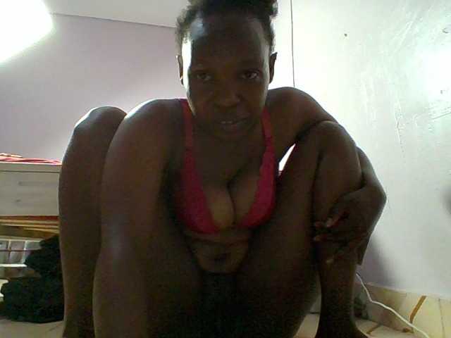 nudevelvet live cam on BongaCams