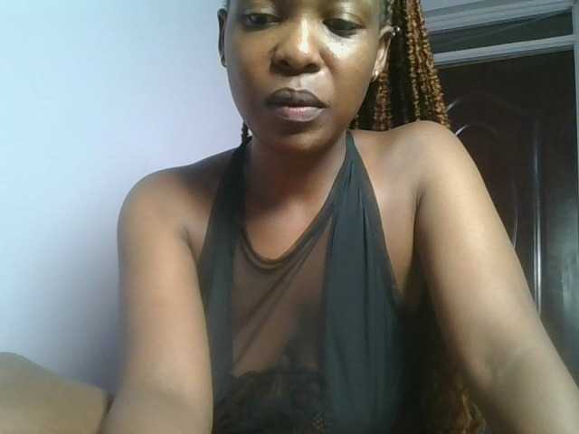 nudevelvet live cam on BongaCams