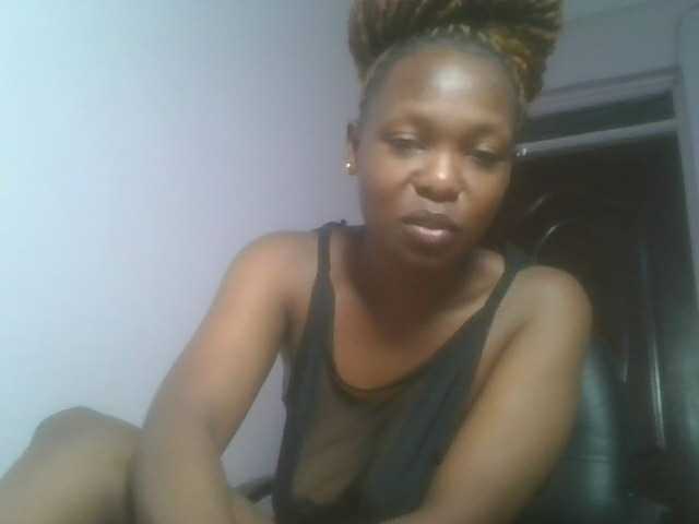 nudevelvet live cam on BongaCams