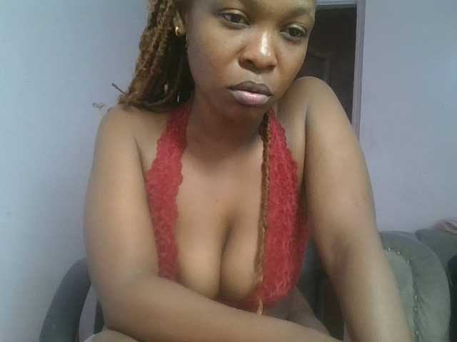 nudevelvet live cam on BongaCams