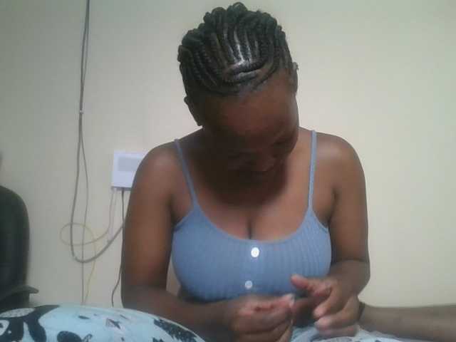 nudevelvet live cam on BongaCams