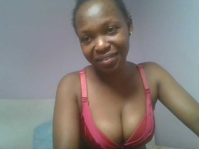 nudevelvet live cam on BongaCams