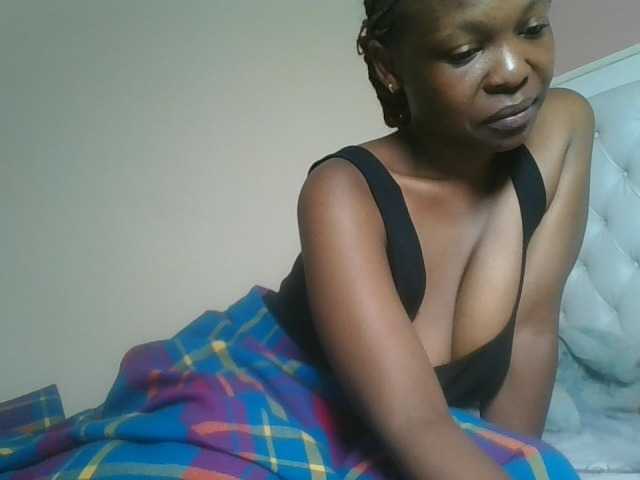 nudevelvet live cam on BongaCams