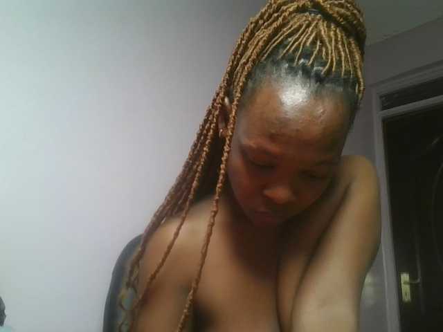 nudevelvet live webcam show