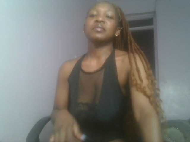 nudevelvet live cam on BongaCams