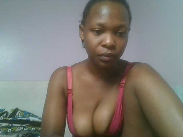 nudevelvet live cam on BongaCams