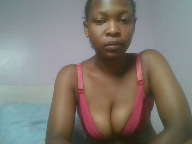 nudevelvet live cam on BongaCams