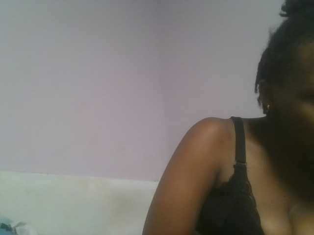nudevelvet live cam on BongaCams