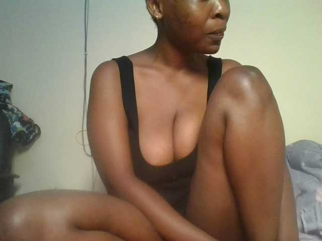 nudevelvet live cam on BongaCams