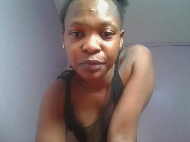 nudevelvet live cam on BongaCams
