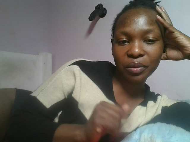 nudevelvet cam belle