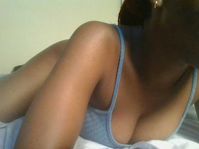 nudevelvet live cam on BongaCams