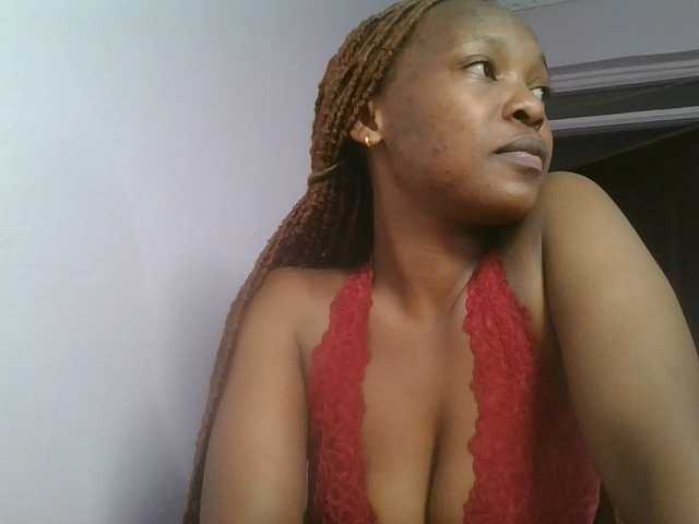 nudevelvet live webcam show