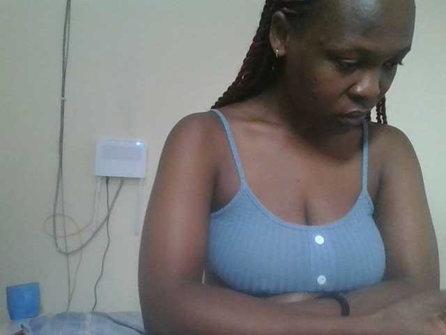 nudevelvet live cam on BongaCams
