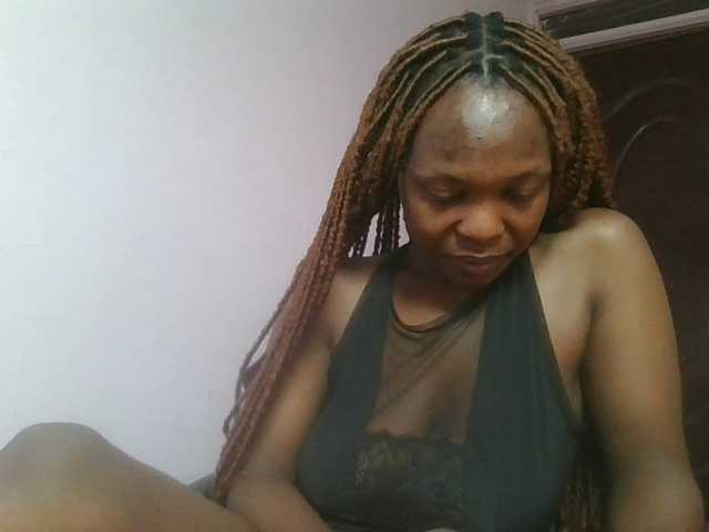 nudevelvet live webcam show