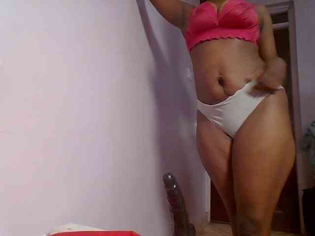 nudevelvet webcam
