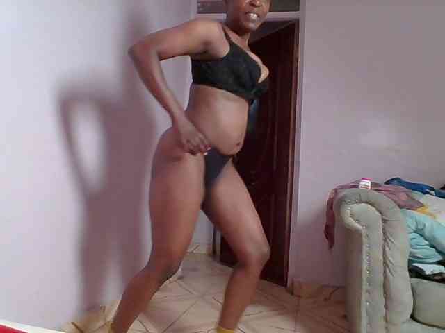 nudevelvet Live Webcam on BongaCams