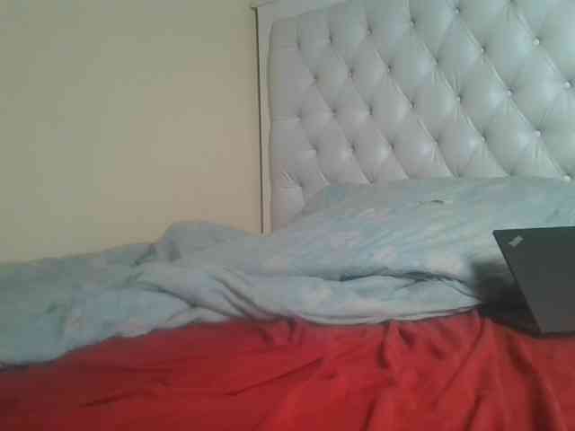 nudevelvet webcam