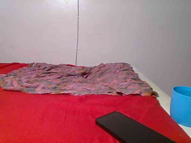 nudevelvet webcam