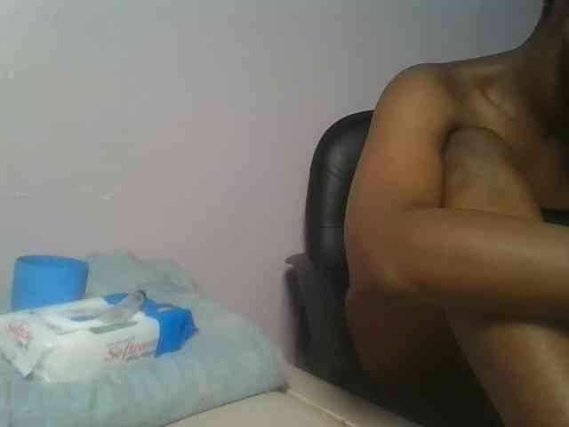 nudevelvet webcam