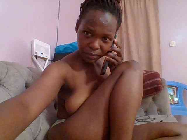 nudevelvet Live Webcam on BongaCams