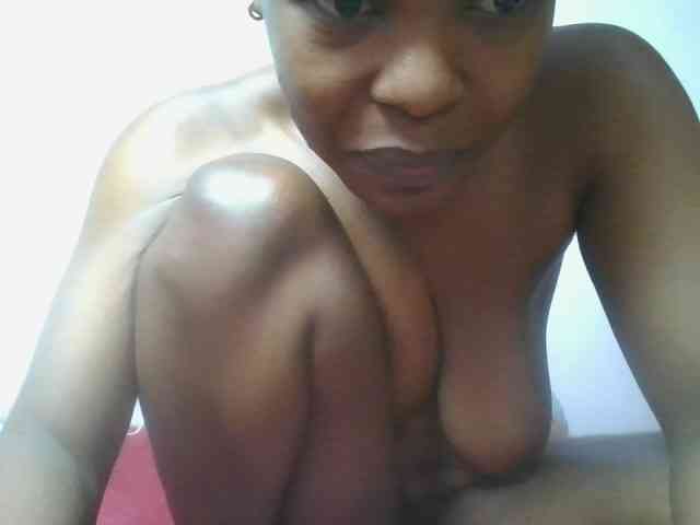 nudevelvet Live Webcam on BongaCams