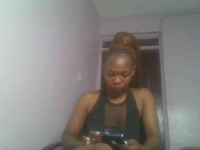 Model: nudevelvet
